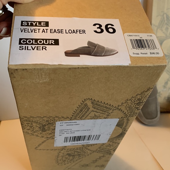 NWT&B Free People Velvet Silver Loafer - Picture 4 of 4